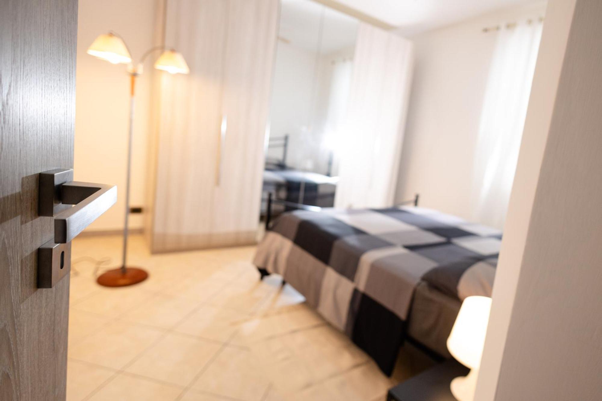 Delightful Apartment Close To The Center Lido di Ostia Exterior foto